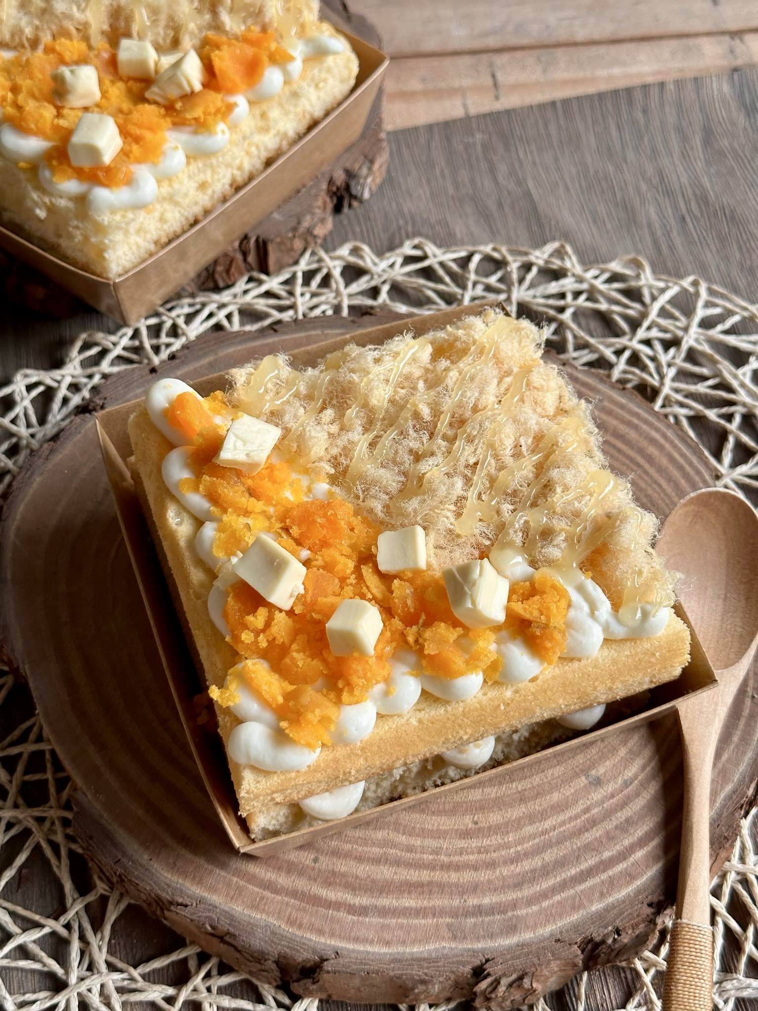 Golden Sponge Cake 2